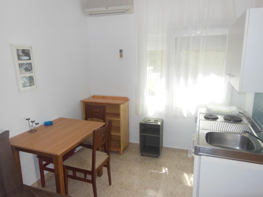Apartments Monika Kriopigi Eksteriør billede