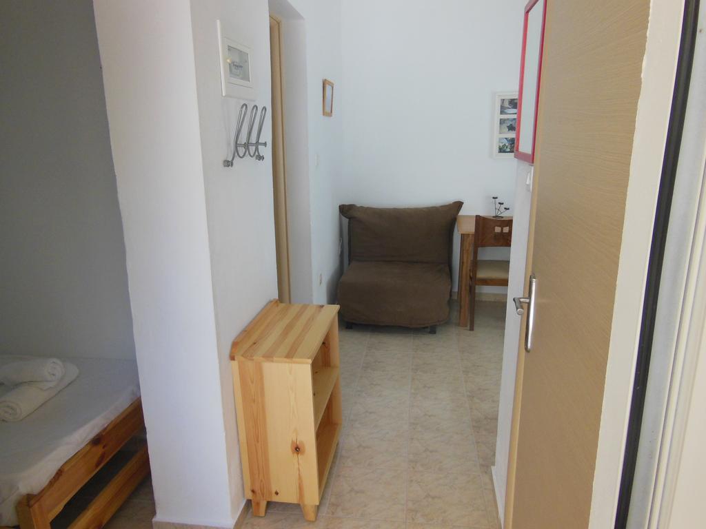 Apartments Monika Kriopigi Eksteriør billede